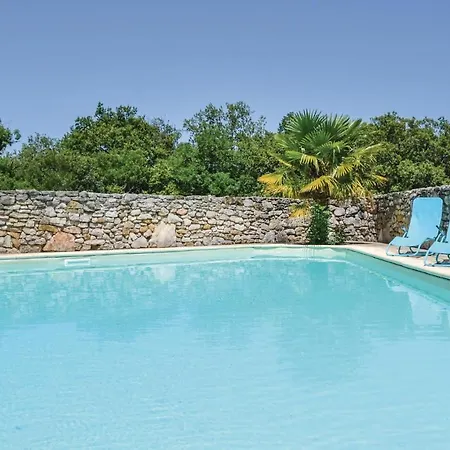 2 Bedroom Awesome In * Padirac