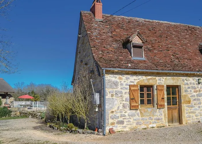 2 Bedroom Awesome In Padirac